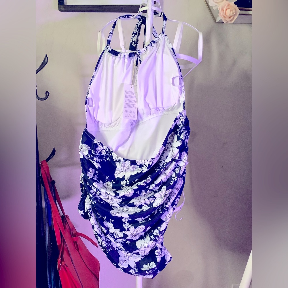 12Crazy floral one-piece‎ swimsuit NWT Sz Large - Picture 3 of 6
